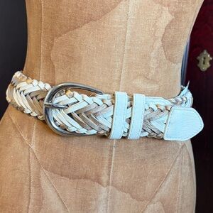 Elegant Braided Belt in Cream, Tan/Gold   New w/out tag